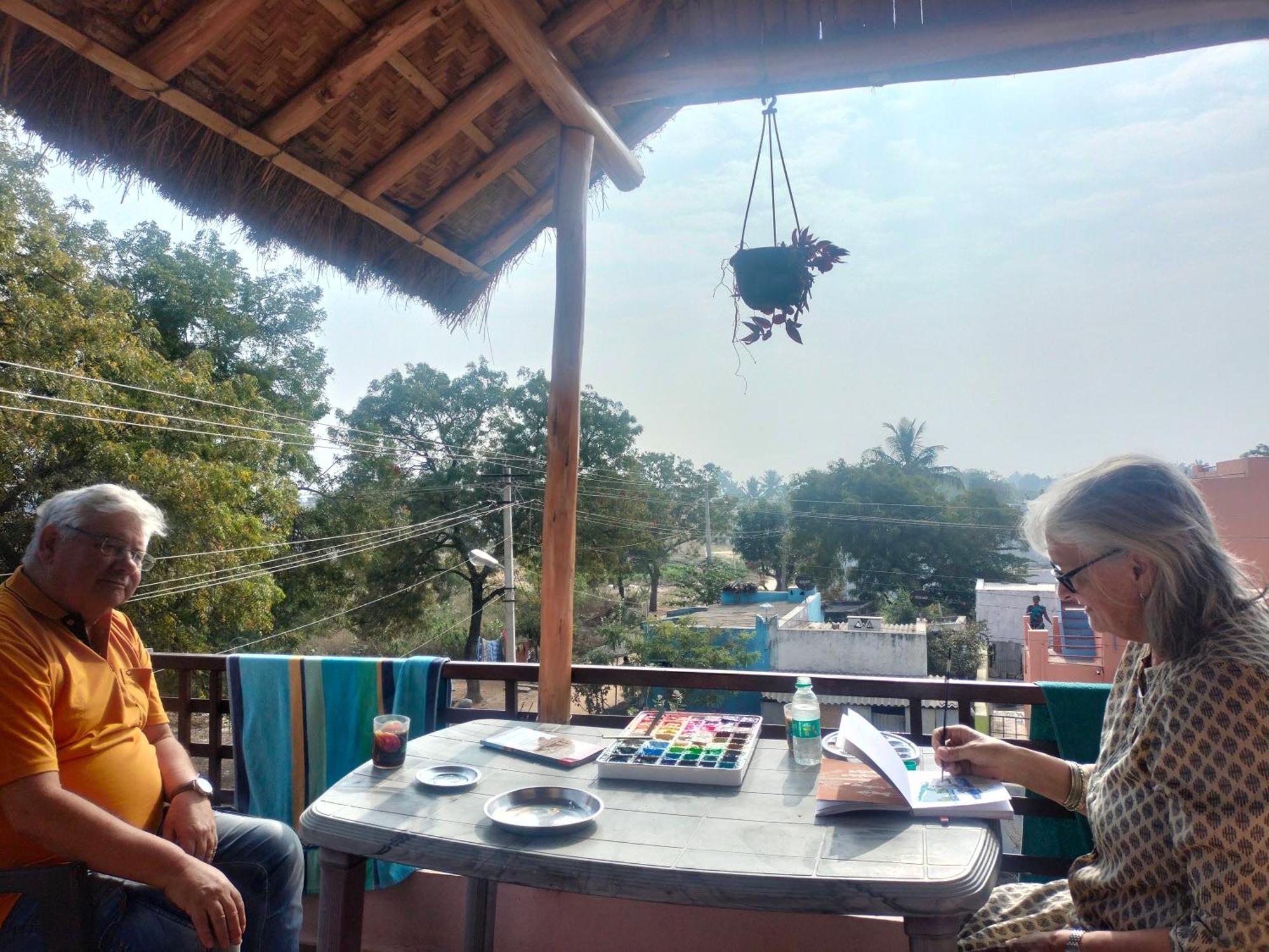 Prajwal Home Stay Hampi Ngoại thất bức ảnh