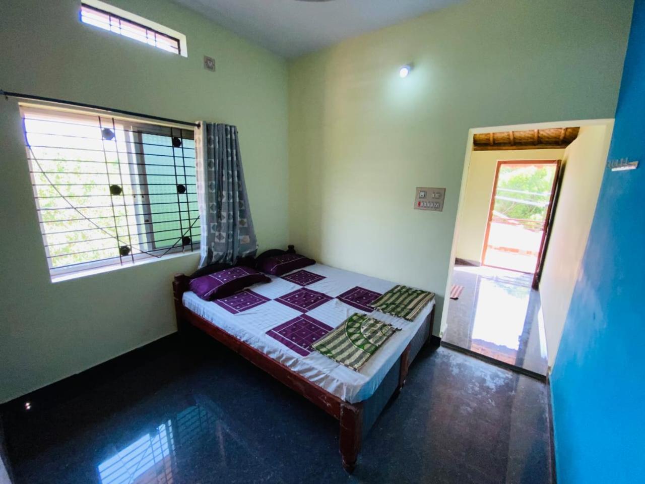 Prajwal Home Stay Hampi Phòng bức ảnh