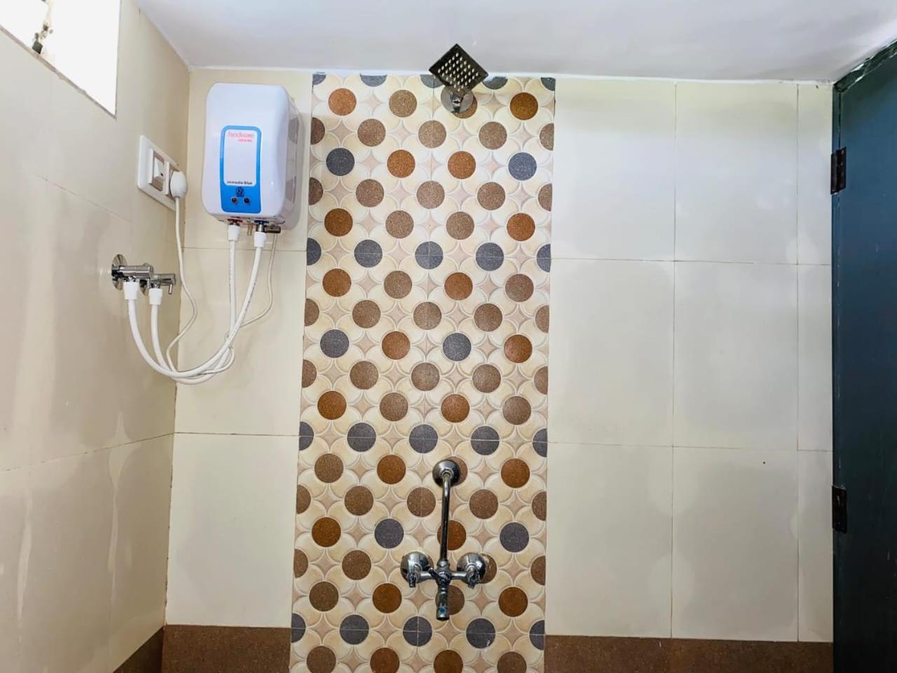 Prajwal Home Stay Hampi Phòng bức ảnh