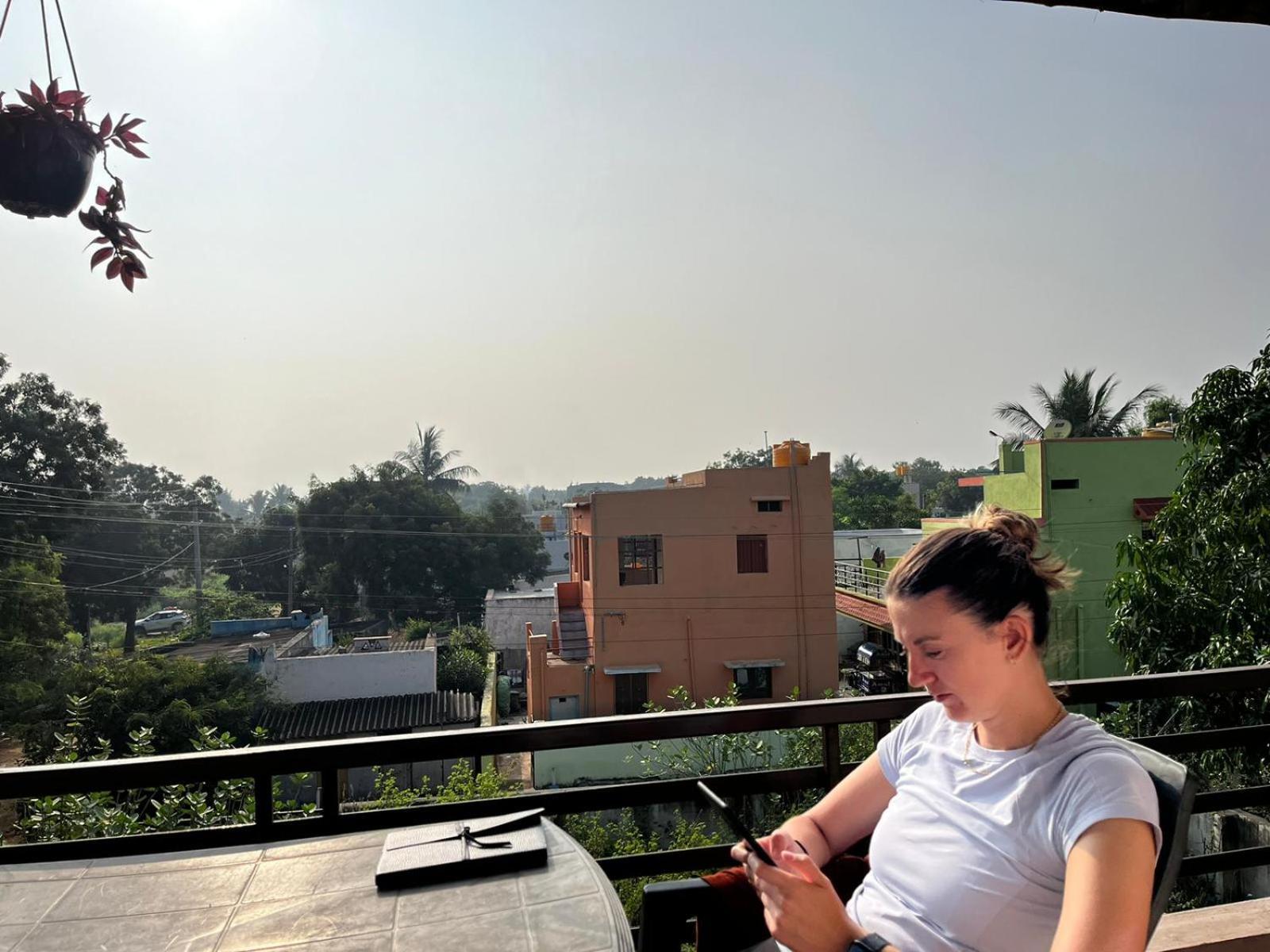 Prajwal Home Stay Hampi Ngoại thất bức ảnh